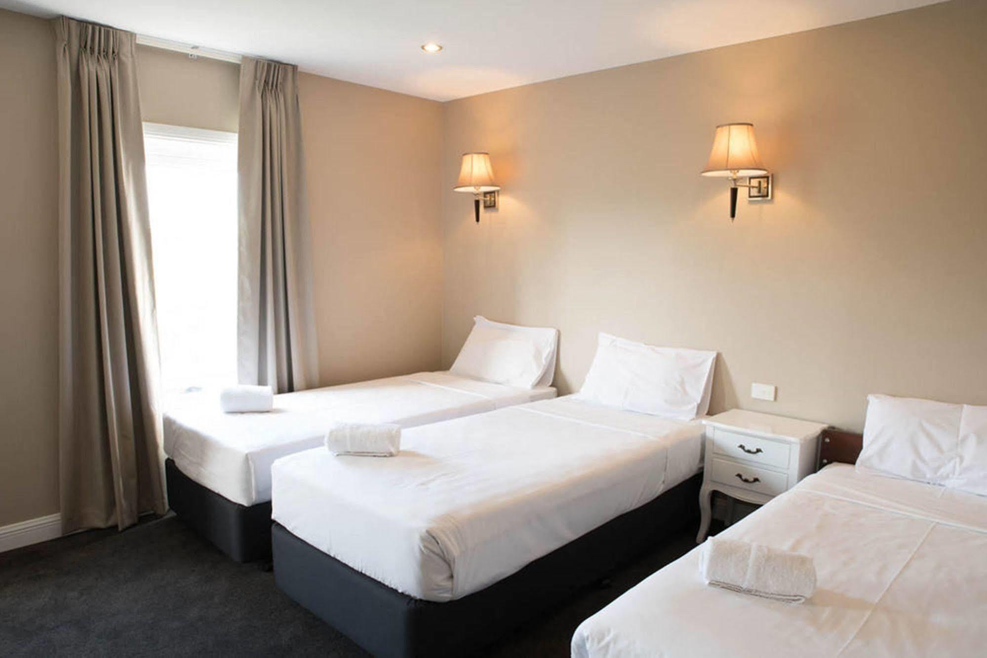 Lily Sands Inn Мельбурн Экстерьер фото